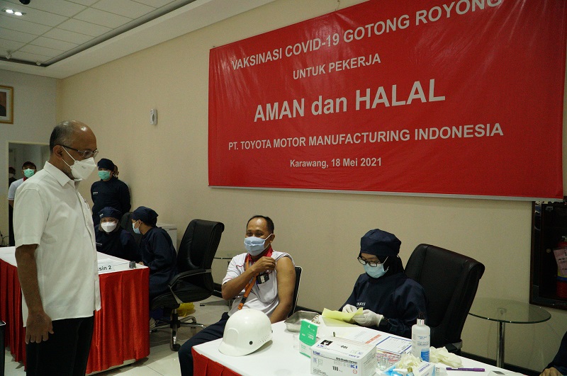 Toyota Indonesia Mulai Vaksinasi Ribuan Karyawan dan Keluarga