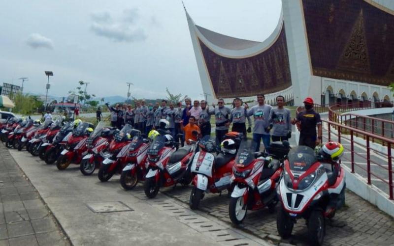 Peserta Legend Riders Singgah ke Kawasan Wisata Malala di Kaki Gunung Singgalang