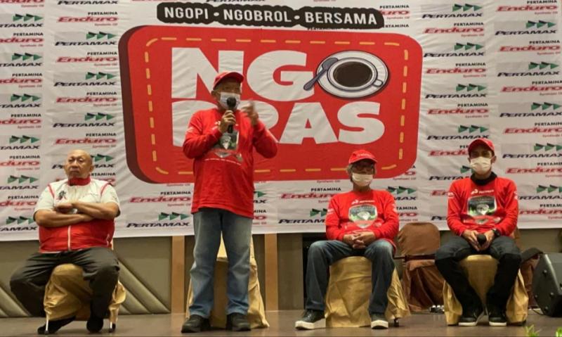 Dari kiri Rio Sarwono, Dolly Indra Nasution, Chepot Hanny Wiano dan M Harri Prastomo pada talkshow Ngobras di Le Polonia Medan, hari ini
