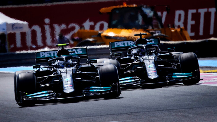 Duet Mercedes Lewis Hamilton dan Valtteri Bottas, krusial memasuki 2 race beruntun di Red Bull Ring. (Foto: mercedes)