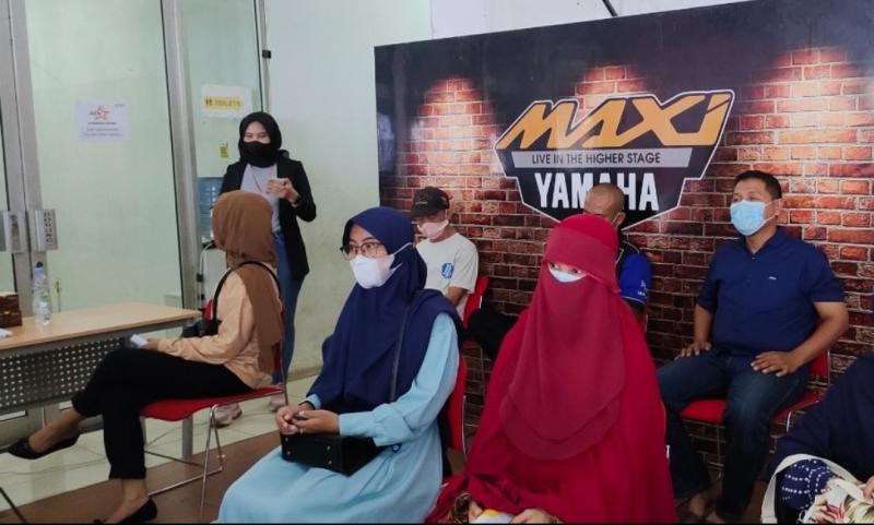 Polres Kota Bengkulu dan Polsek Gading Cempaka bersama Main Dealer Yamaha PT. Thamrin Brothers di Bengkulu ikut serta mensukseskan program vaksinasi serentak demi menekan penyebaran Covid-19 