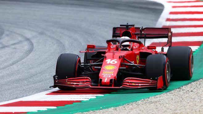 Charles Leclerc (Monaco/Ferrari) ikut kecundangi Lewis Hamilton (Mercedes) di sesi latihan GP Austria hari ini. (Foto: f1)