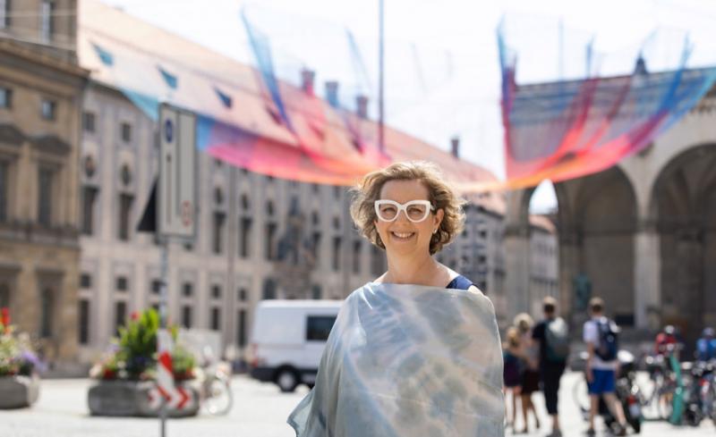 Mercedes-Benz Transformasi Odeonsplatz Munich Dengan Pengalaman Seni Lebih Hidup