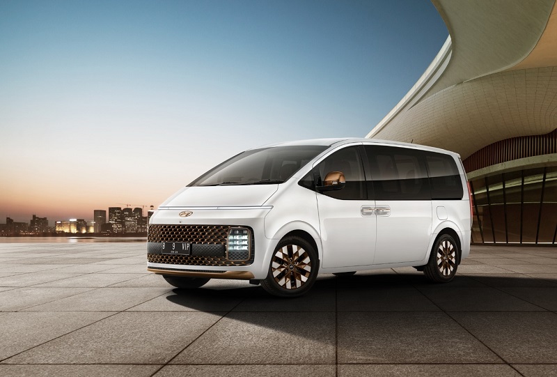 Tampak futuristik dan mewah Hyundai STARIA yang bakal menjadi mobil eksklusif untuk para pebisnis