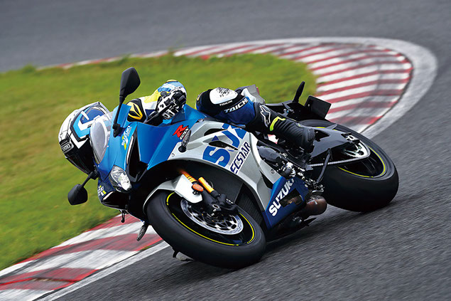 Model motor sport keren Suzuki GSX-R1000 yang garang di jalan raya maupun sirkuit