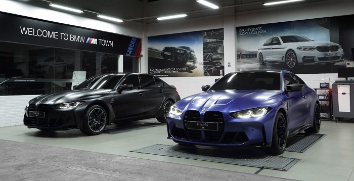Dua mobil BMW yang ditujukan untuk para pecinta motorsport karena memiliki performa yang apik