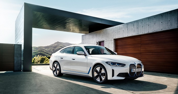 Sebuah mobil listrik BMW Group yang diproyeksikan mengurangi dampak emisi gas buang CO2