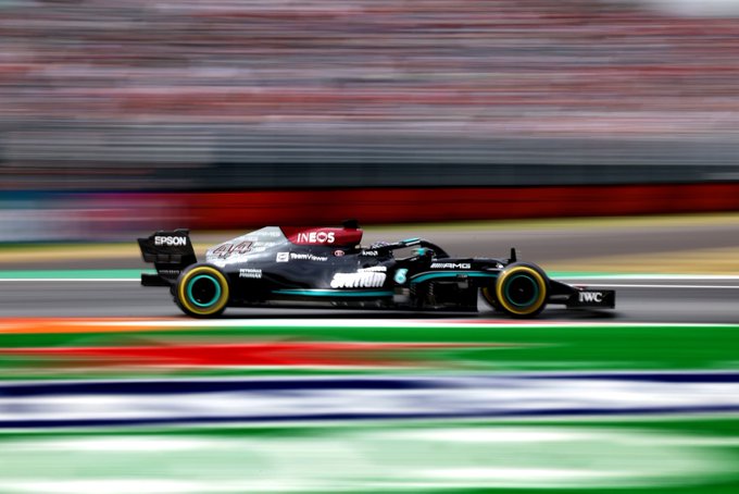 Mercedes W12 besutan Vallteri Bottas dan Lewis Hamilton kuasai sesi kualifikasi GP Italia . (Foto: mercedesamgf1)