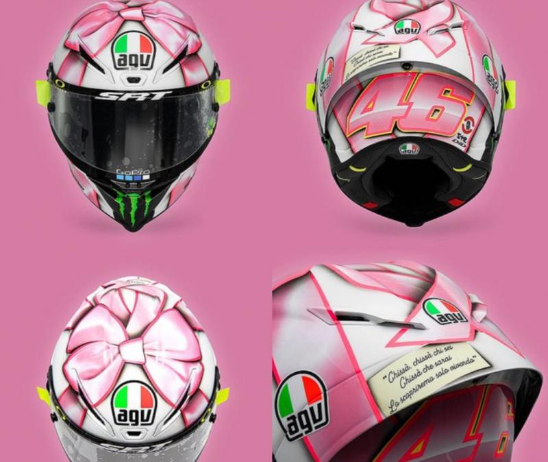 Helm khusus warna pink yang digunakan Valentino Rossi di GP San Marino 2021. (Foto: twitter@crash_motogp)