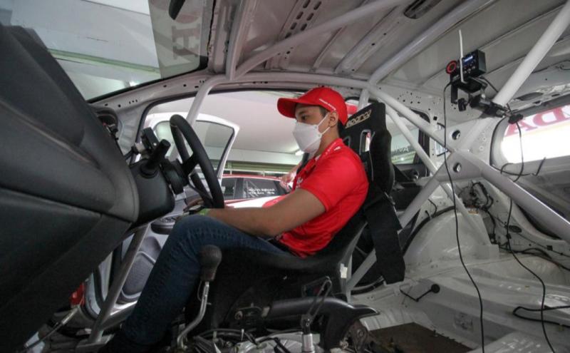 Pembalap andalan Honda Racing Indonesia, Avila Bahar siap lanjutkan tren positif setelah mencetak hattrick kelas ITCR 1500 Seeded B ISSOM 2021 