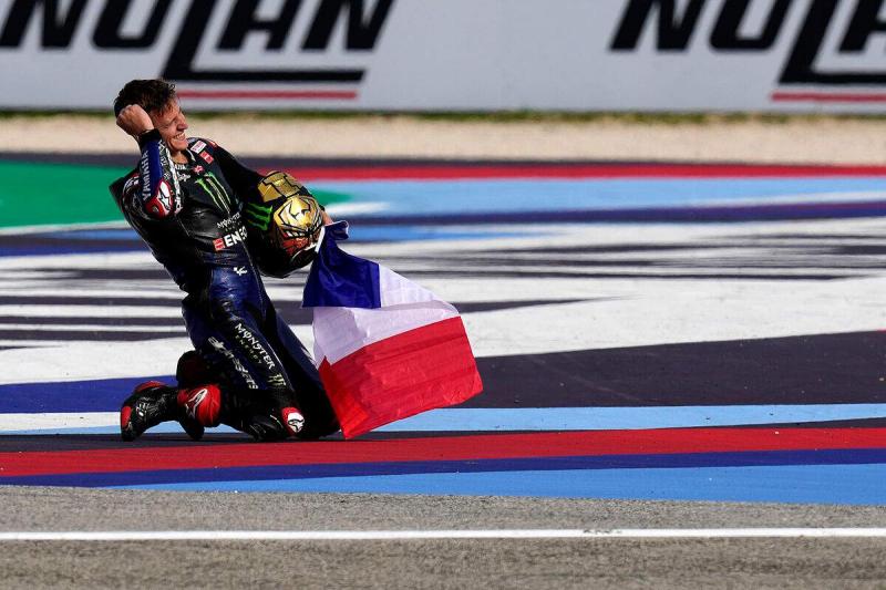 Selebrasi Fabio Quartararo di Misano, rider Prancis pertama menjuarai kelas primer MotoGP. (Foto: ist)