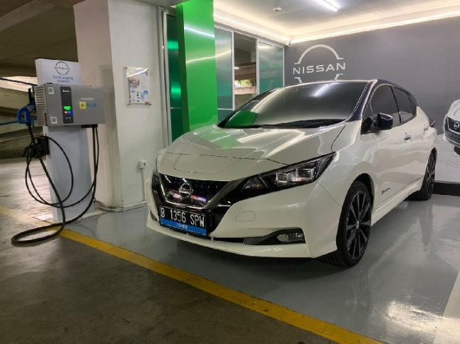 Nissan dan PLN kerjasama siapkan pengecesan baterai mobil listrik 