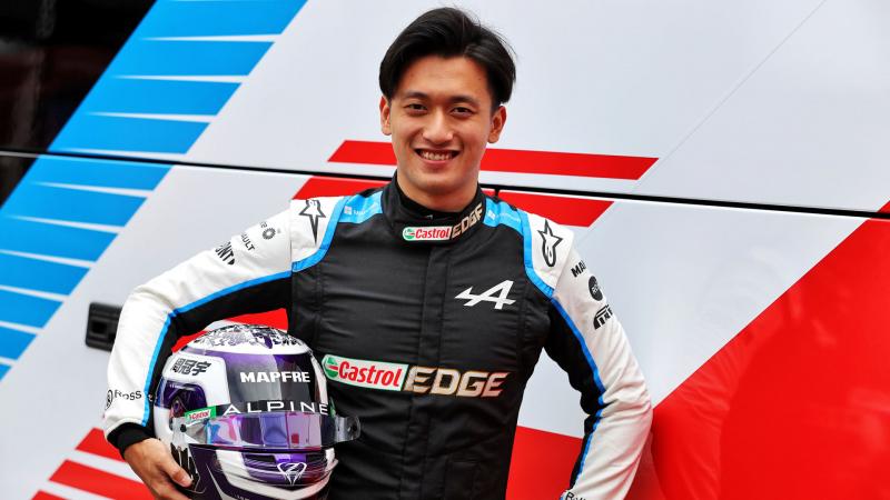 Guanyu Zhou, pembalap regular China pertama di kancah balap F1. (Foto: f1)