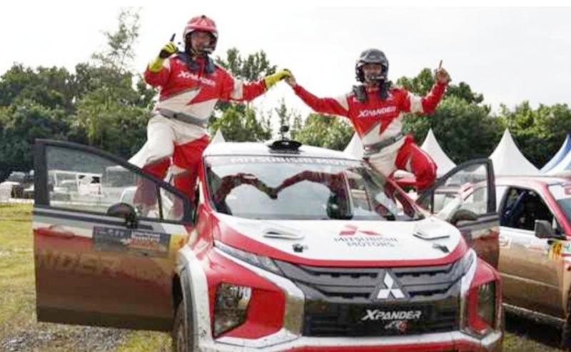 Rifat Sungkar dan co-driver M Redwan andalkan Xpander AP-4 menjuarai putaran 1 Kejurnas Sprint Rally 2021 di sirkuit Badak Tanjung Lesung, Pandeglang, Banten, 10-11 April 2021