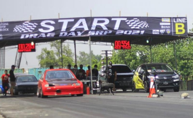  Soft Opening Blackstone Otomotif Superblok Drag Racing dengan menggelar Day Drag SRP berhadiah mobil Circuit Surabaya  Bamsoet : BOS Drag Racing Circuit Surabaya Icon Baru di Jawa Timur
