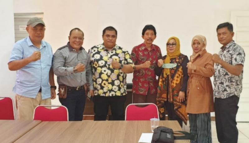 Terjalin silaturahmi dan koordinasi Pengda IOF Sumatera Barat dengan KORMI Daerah.