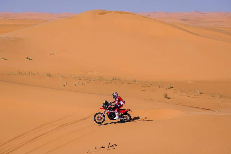 Sukses di Stage6 membawa Daniel Sanders (Australia/Gs gas) ke posisi 3 Besar kejuaraan sementara Rally Dakar 2022. (Foto: dakar)