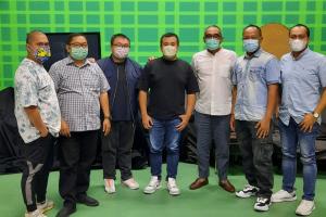 Reindy Riupassa, Akbar Rais dan Luqnutz menyambangi Studio Green Kompas TV Jakarta untuk sampaikan permintaan maaf langsung kepada media dan Forwot
