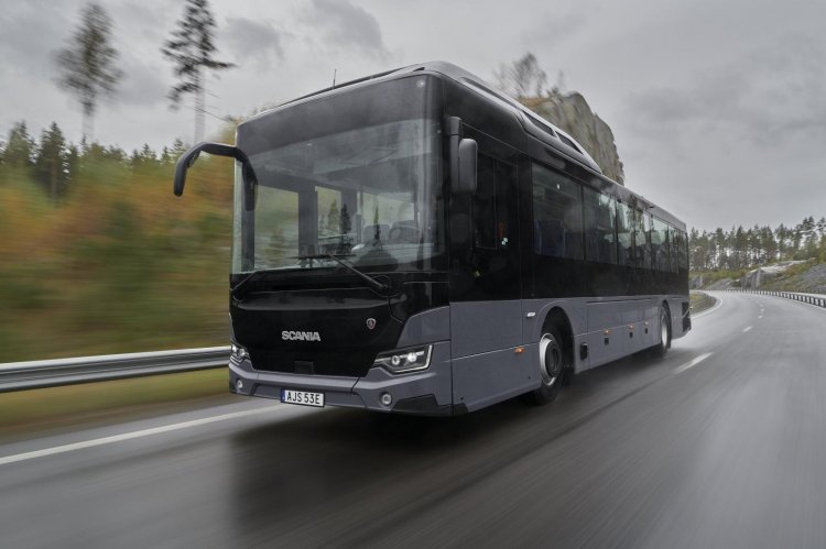 Bus Scania Interlink yang juga efisien untuk transportasi perkotaan