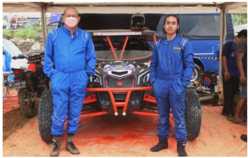 Bintang Barlean (kanan) dan sang navigator Anondo Eko, ke Sprint Rally Yogyakarta 2022 bawa dua misi