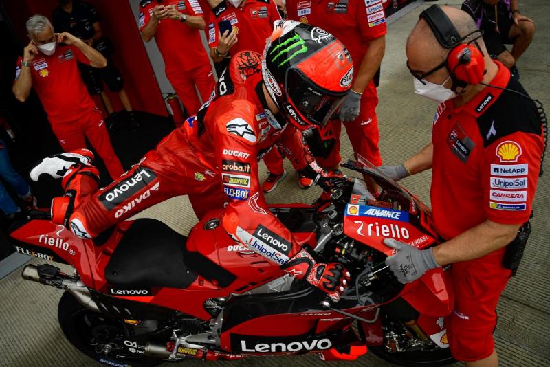 Francesco Bagnaia (Italia/Ducati), ganti spek motor di kesempatan terakhir jelang GP Qatar. (Foto: motogp)