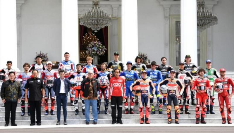 Ketum IMI Pusat Bamsoet Dampingi Presiden Jokowi Terima 16 Pembalap MotoGP Yang Akan Berlaga di Sirkuit Mandalika