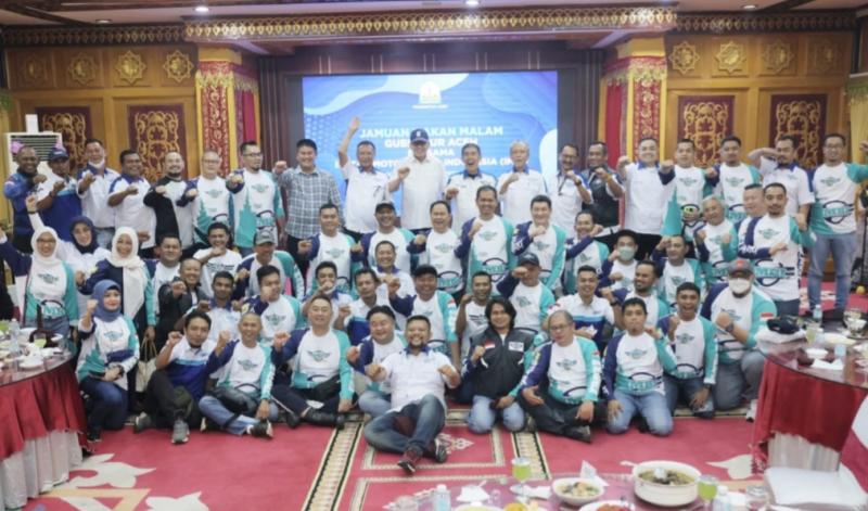 Bikers IMBI berkumpul di Banda Aceh untuk memulai touring Jejak Patriot. (foto : andre).