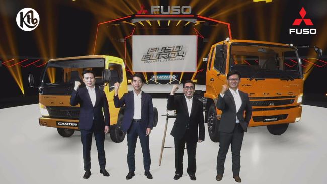 Petinggi PT Krama Yudha Tiga Berlian Motors (KTB) saat peluncuran Truk Fuso Euro4
