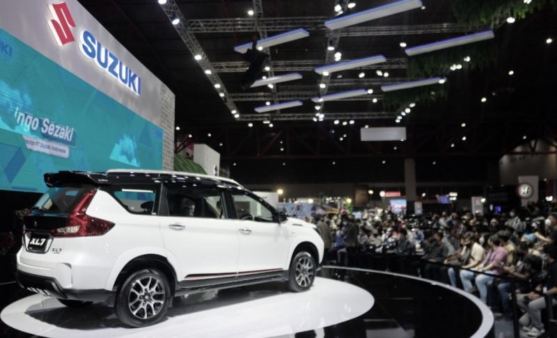  Suzuki XL7 Alpha FF dengan penyempurnaan interior, eksterior serta penambahan fitur canggih jadi SUV pilihan konsumen