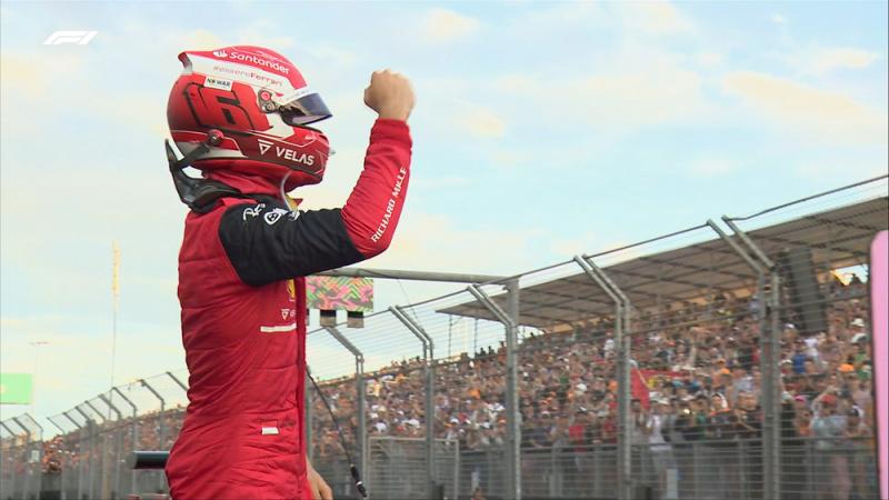 Charles Leclerc (Ferrari) usai raih pole position di GP Australia hari ini. (Foto; f1).