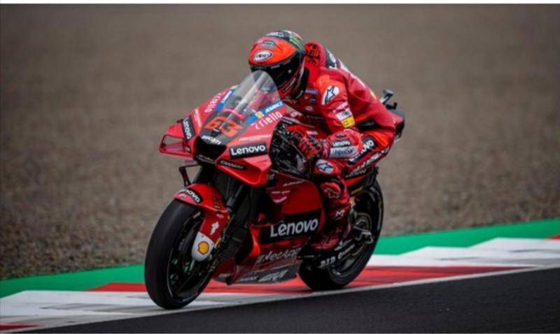 Fransesco Bagnaia, cetak pole position dan menjuarai MotoGP 2022 Spanyol di sirkuit Jerez.
