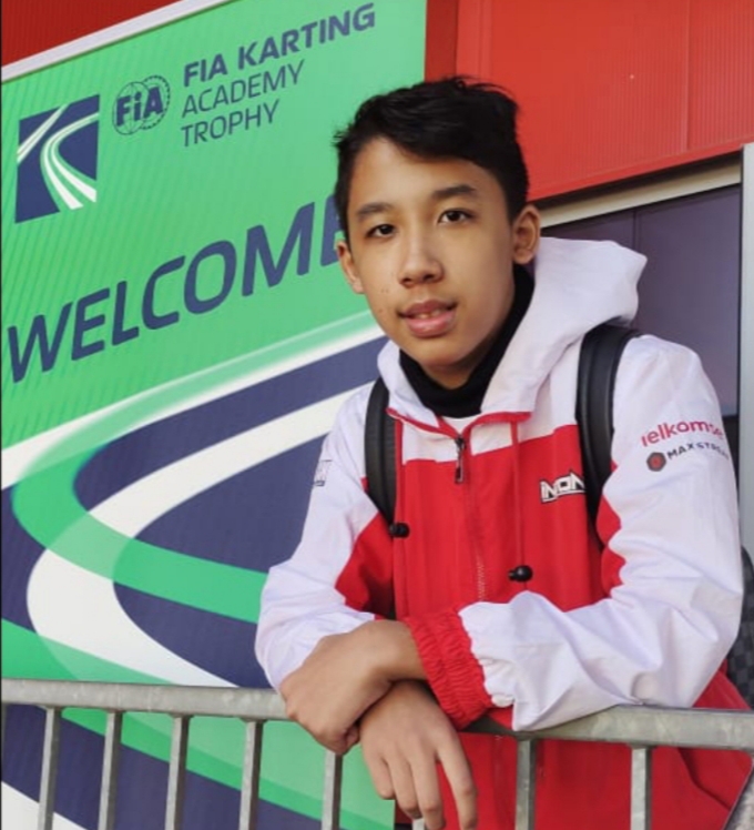 Pegokart Aditya Wibowo sudah berada di sirkuit Genk Belgia, siap berlaga di ajang FIA Karting Academy Trophy 2022 akhir pekan ini. (foto : gandasari)