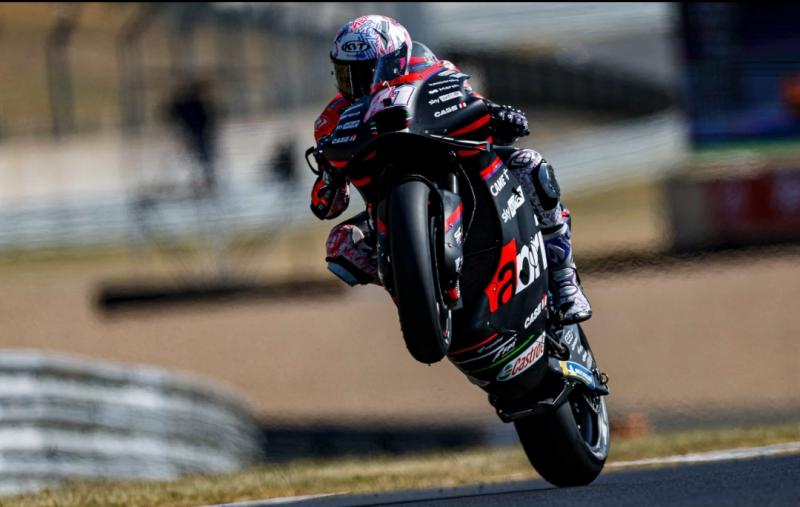 Rider andalan Aprilia Racing, Aleix Espargaro siap unjuk kekuatan di MotoGP 2022 Prancis, sirkuit LeMans hari ini