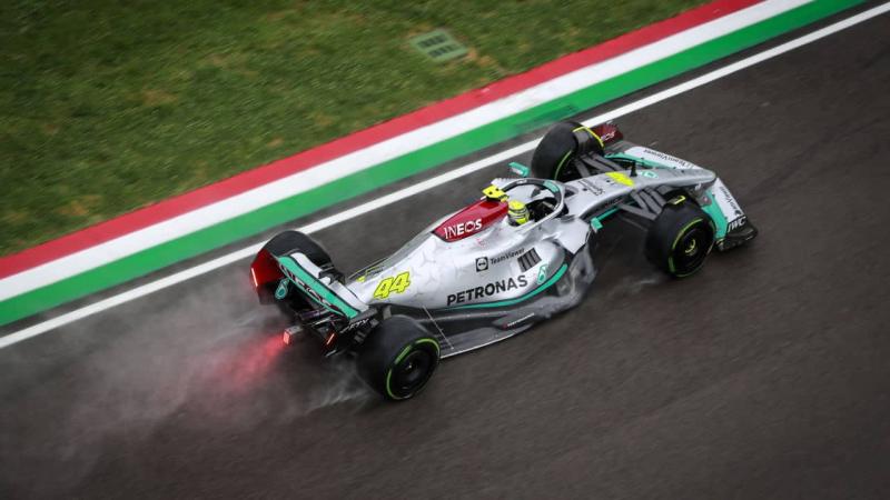 W13 besutan Lewis Hamilton (Inggris/Mercedes) menuju ujian penting di GP Spanyol pekan ini. (Foto: ist)