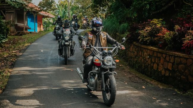 Perjalanan touring komunitas motor RORI ke Majalengka