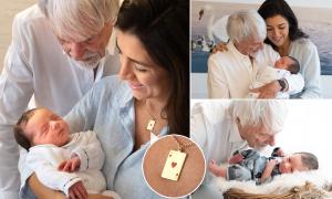 Bernie Ecclestone dan Fabiana, masih punya bayi saat usia eks juragan F1 itu berusia 89 tahun. (Foto: dailymail)