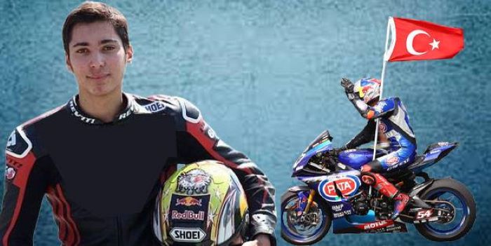 Toprak Razgatlioglu (Turki/Yamaha) terancam gagal hengkang dari WSBK ke MotoGP 2023. (Foto: yeniakit)