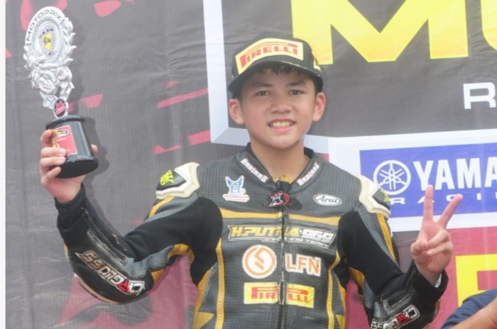 Nelson Cailori, pembalap andalan LFN H Putra 969 Racing Team saat raih juara di Motoprix Mijen Semarang belum lama ini. (foto : h putra 969 rt)