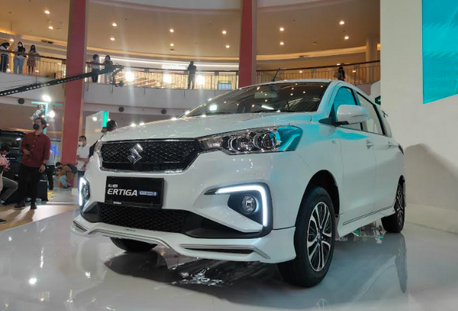 Tampilan mobil anyar All New Ertiga Hybrid dari PT Suzuki Sales Indonesia yang diluncurkan di Jakarta hari ini