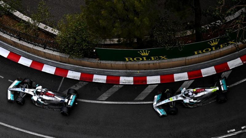 Duo Mercedes Lewis Hamilton dan George Russell, bawa banyak part baru ke laga kandang GP Inggris. (Foto: f1)