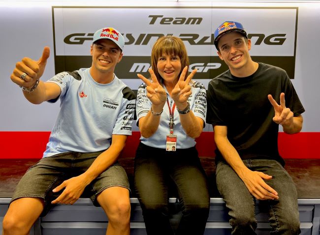 Bos Gresini Racing, Nadia Padovani Gresini bersama kedua pembalapnya Fabio di Giannantonio dan Alex Marquez yang akan memanaskan musim 2023