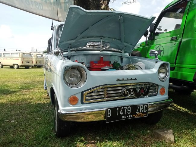 Pak De Bei Budiono, Mobil Bersejarah Mazda B600 dan Warisan Otomotif Indonesia