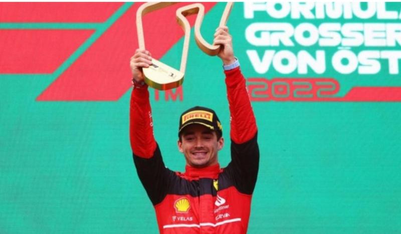 Charles Leclerc andalan tim Ferrari kembali naik podium sebagai juara 1 setelah vakum selama 3 bulan