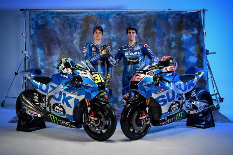 Joan Mir dan Alex Rins saat launching tim Suzuki 2022, menjadi launching terakhir di MotoGP. (Foto: suzukiracing)