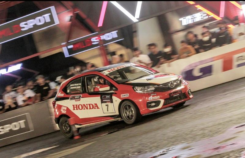 Peslalom Honda Racing Indonesia Anandyo Dwiki dan Canya Prasetyo andalkan Honda Brio di ajang Kejurnas Slalom 2022