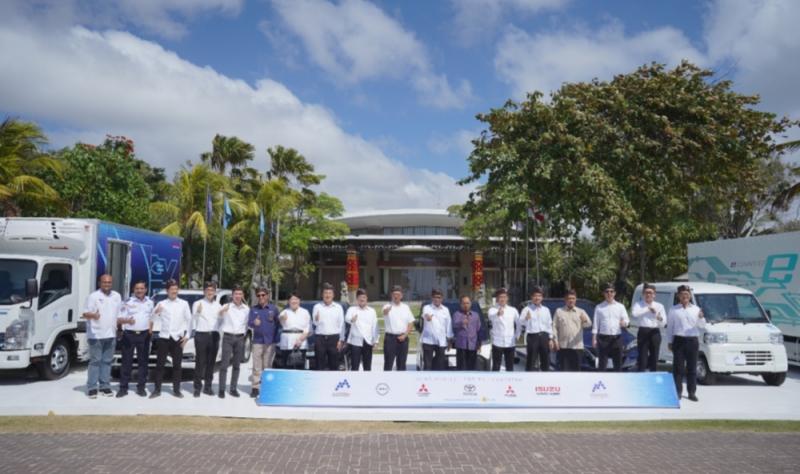Lima brand otomotif ternama mulai operasikan ekosistem elektrifikasi EV Smart Mobility Joint Project di Pulau Bali