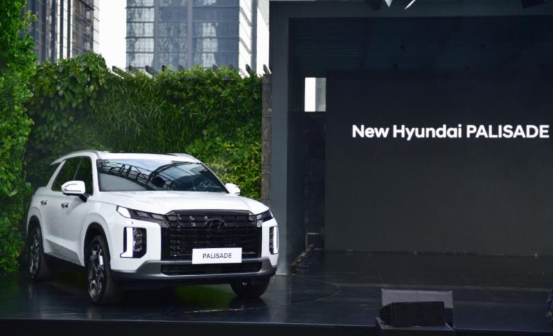 New Hyundai PALISADE dilengkapi dengan fitur keselamatan dan entertainment terbaru penuh dengan kenyamanan