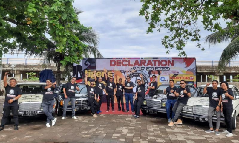 Mercedes-Benz Tiger Club Indonesia Padang sebagai Chapter ke-10 yang dideklarasikan di Tanah Air. (foto : ende)