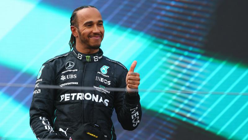 Lewis Hamilton (Inggrs/Mercedes) gunakan masa libur untuk bersiap ke paroh kedua musim kompetisi 2022. (Foto: f1)
