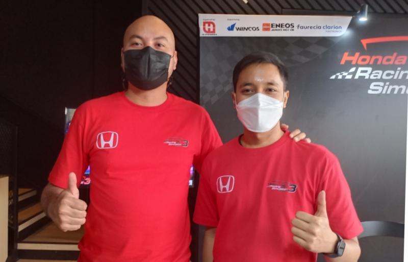 Adhi Parama Sugarda (Honda Prospect Motor) dan Avila Bahar, optimistis kembali raih hasil terbaik pada round 3 Kejurnas Balap Mobil ISSOM 2022 di Sentul International Curcuit Bogor, 6-7 Agustus 2022. (foto : bs)